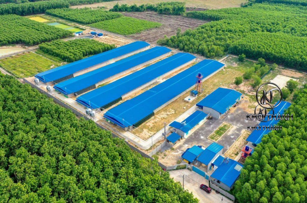 Công trình sử dụng Tôn Nhựa 4 Lớp PVC/ASA 5 Sóng Vuông