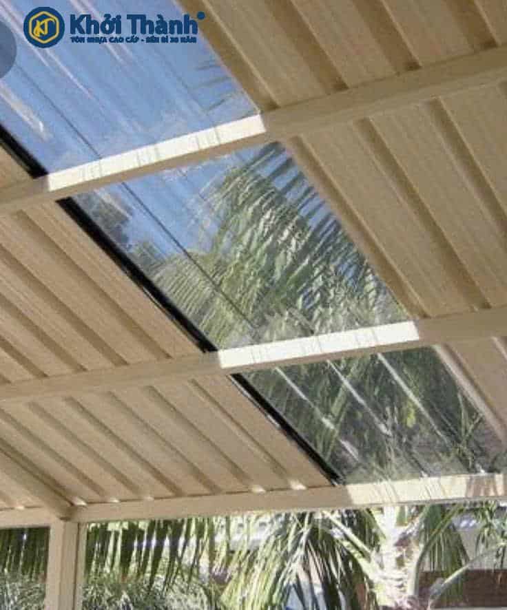 Tấm lợp Poly lấy sáng