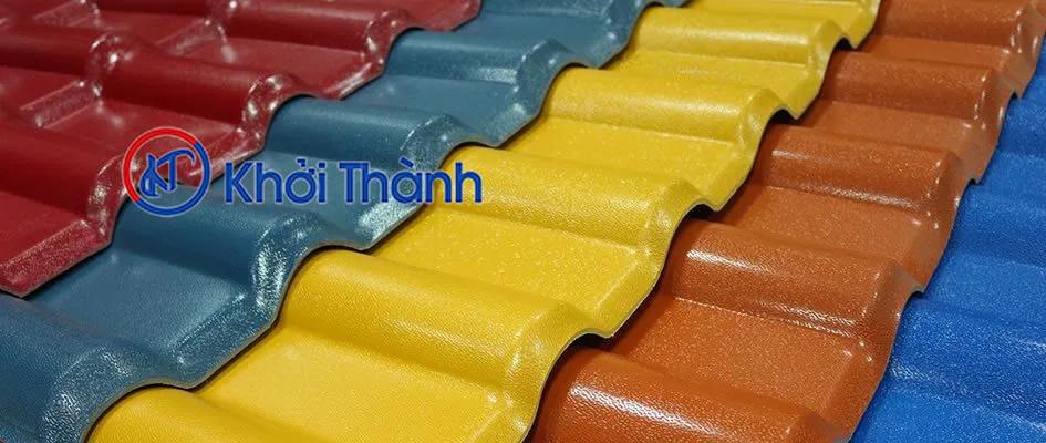 ngói nhựa pvc 4 lớp