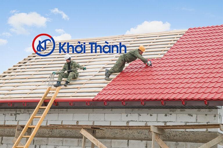 Tôn nhựa có bị bay màu khi tiếp xúc với ánh nắng mặt trời không?