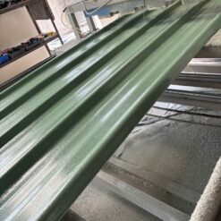 Tôn nhựa màu xanh ngọc 5 sóng vuông
