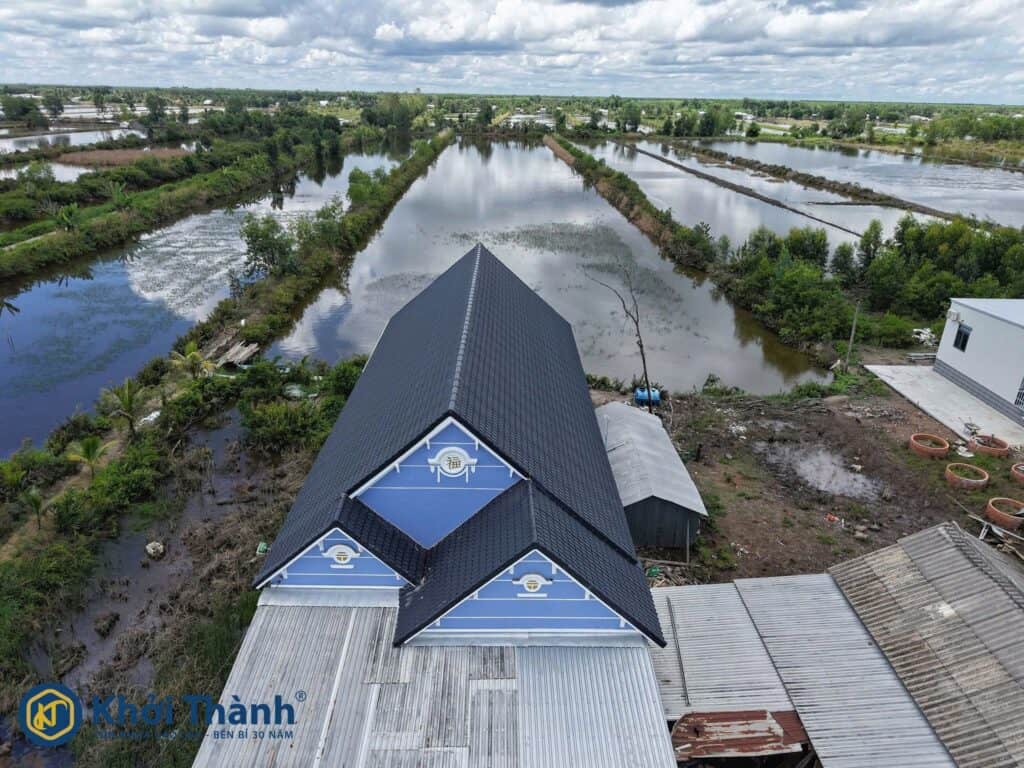 Công trình sử dụng tôn nhựa
