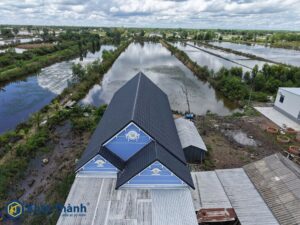 Công trình sử dụng tôn nhựa