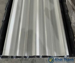 Tôn Nhựa PVC/ASA 3 sóng màu trắng