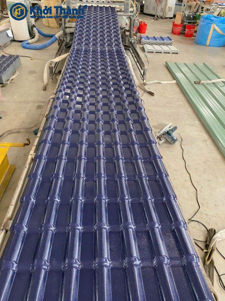 Tôn nhựa Quảng Ngãi Khởi Thành