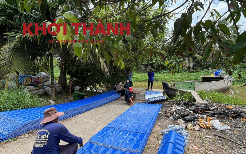 Nguyên tắc thi công tấm tôn nhựa lợp mái