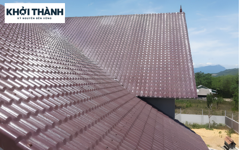 Tôn Nhựa Lợp Mái Giá Rẻ Tại Trà Vinh – Bền Đẹp 30–50 Năm, Giá Tốt 2025