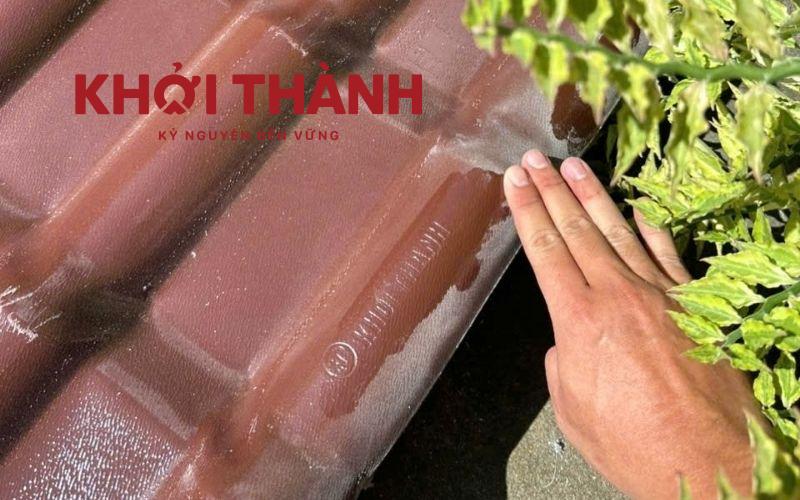 Tôn nhựa PVC giá bao nhiêu - Tôn có in nhãn hiệu